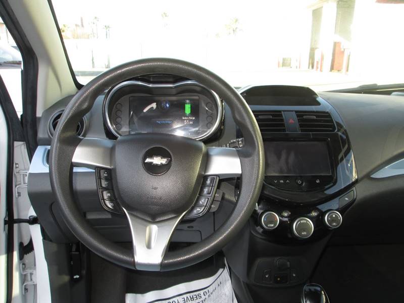 2016 Chevrolet Spark EV 1LT (image 27)