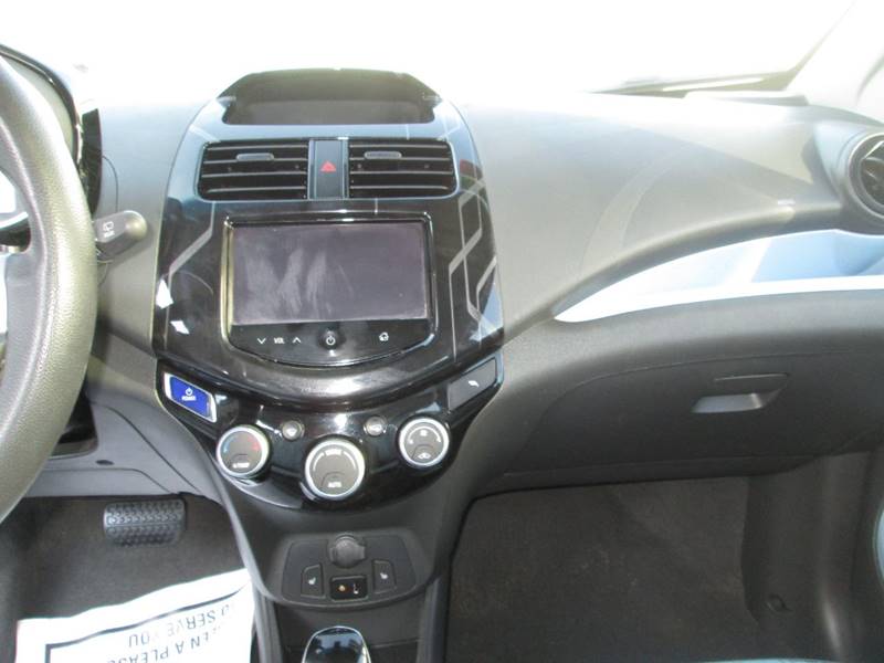 2016 Chevrolet Spark EV 1LT (image 28)