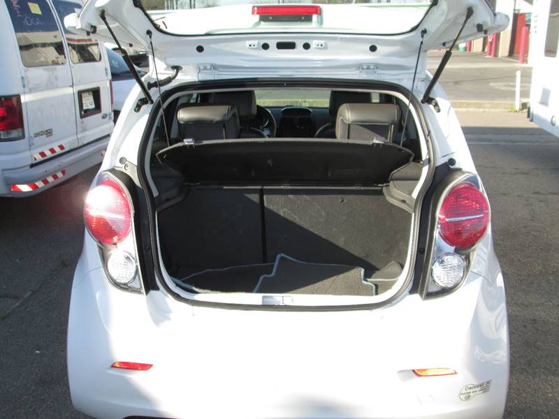 2016 Chevrolet Spark EV 1LT (image 5)