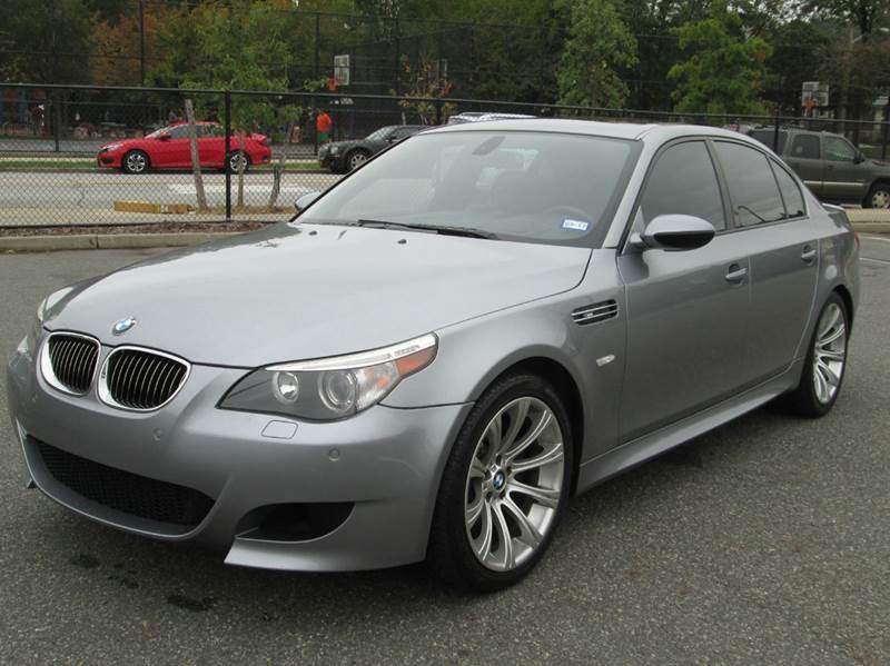 2006 BMW M5 for sale at HI CLASS AUTO SALES in Staten Island NY