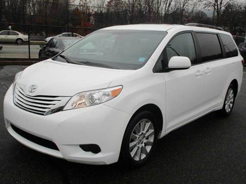 2015 Toyota Sienna for sale at HI CLASS AUTO SALES in Staten Island NY