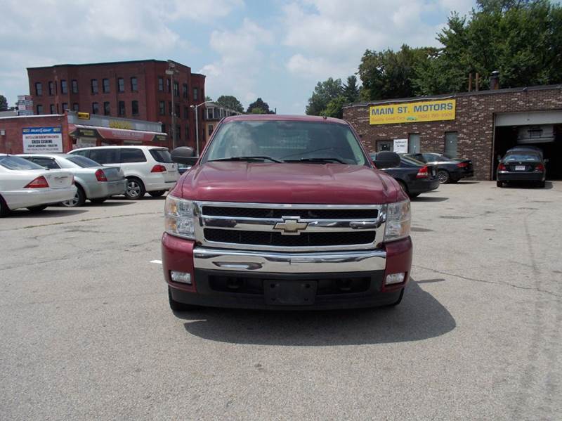 2007 Chevrolet Silverado 1500 for sale at MAIN STREET MOTORS in Worcester MA