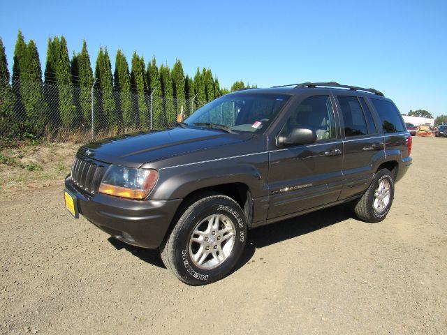 2000 Jeep Grand Cherokee for sale at Triple C Auto Brokers in Washougal WA