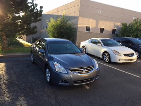 2010 Nissan Altima for sale at QUEST MOTORS in Englewood CO