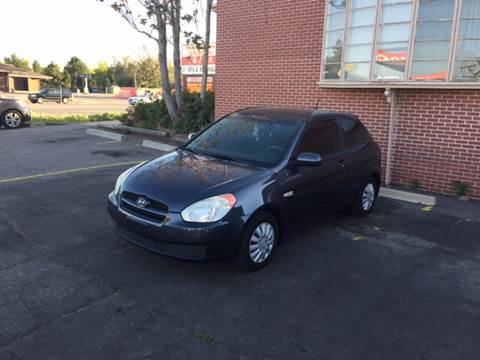 2010 Hyundai Accent for sale at QUEST MOTORS in Englewood CO