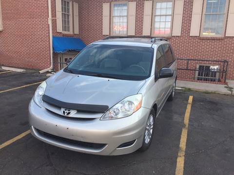 2008 Toyota Sienna for sale at QUEST MOTORS in Englewood CO