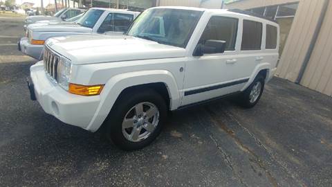 2007 Jeep Commander for sale at MOTOR CITY AUTO BROKER in Waukegan IL