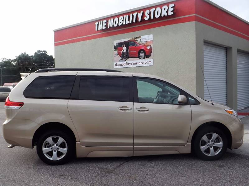 2012 Toyota Sienna LE Mobility 7-Passenger 4dr Mini-Van In Lakeland FL ...