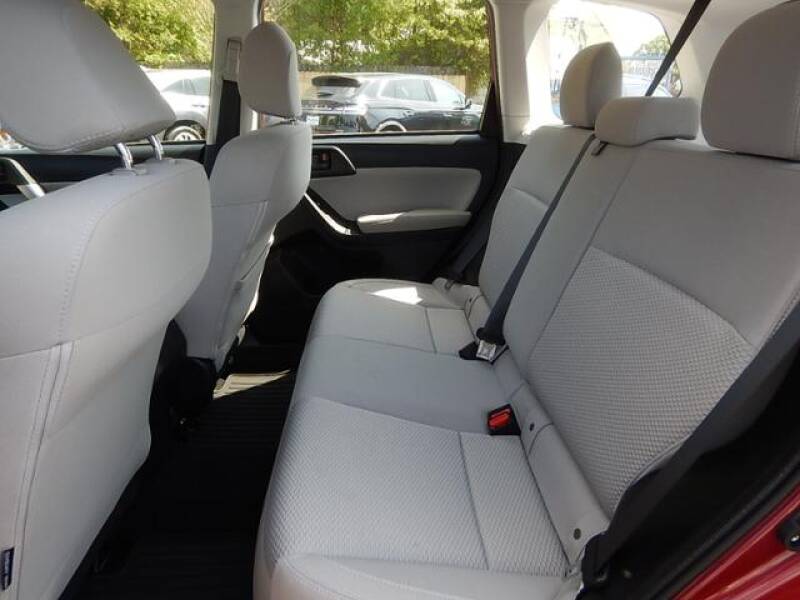 2018 Subaru Forester 2.5i (image 26)