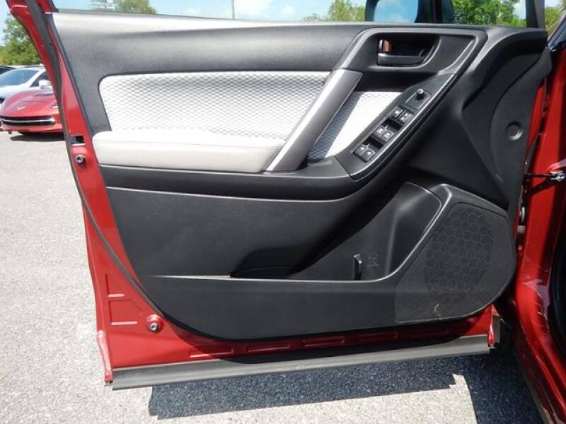2018 Subaru Forester 2.5i (image 11)