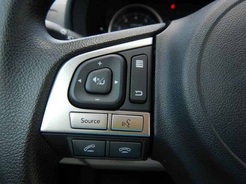 2018 Subaru Forester 2.5i (image 16)