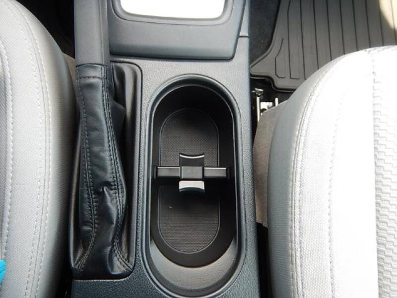 2018 Subaru Forester 2.5i (image 24)