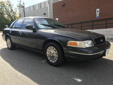 2004 Ford Crown Victoria for sale at Imports Auto Sales Inc. in Paterson NJ