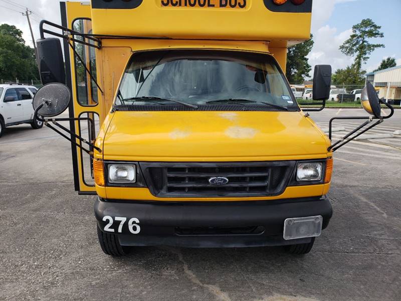 2003 Ford Collins for sale at Interstate Bus Sales Inc. in Wallisville TX