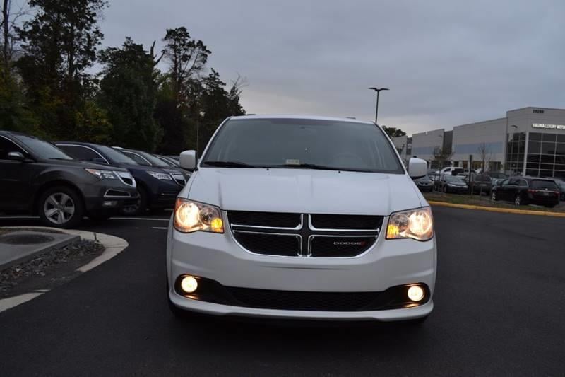 2017 Dodge Grand Caravan for sale at Automax of Chantilly in Chantilly VA