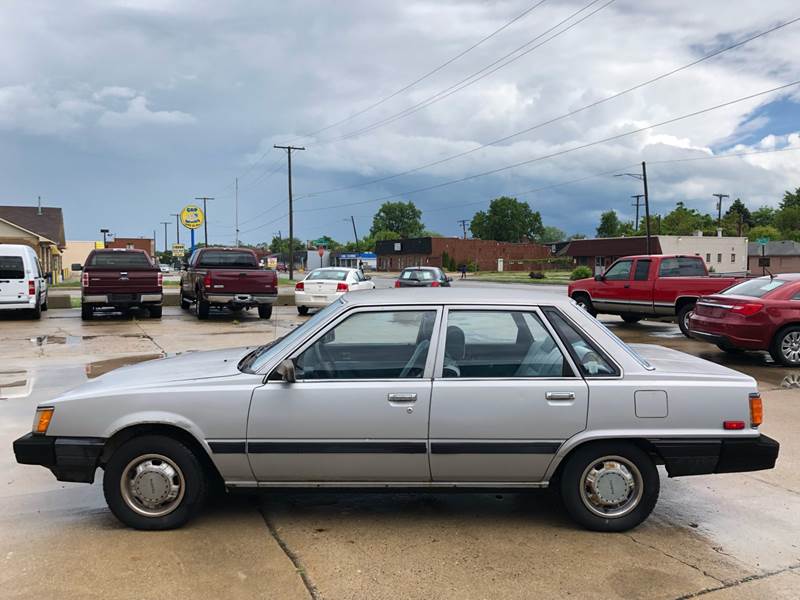 Toyota camry 1985