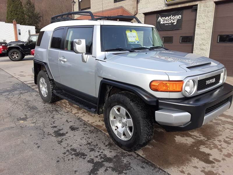 2008 Toyota Fj Cruiser 4x4 4dr Suv 5a In Vandergrift Pa A K