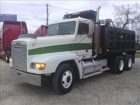 1997 Freightliner FLD120 for sale at JAG TRUCK SALES in Houston TX