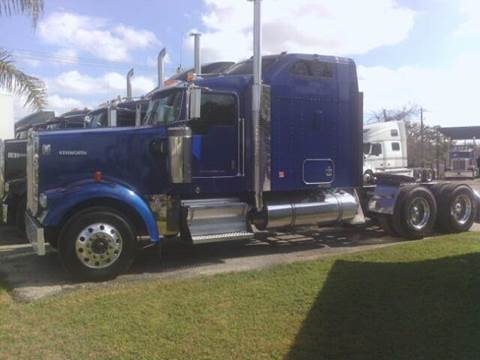 2006 Kenworth W900L for sale at JAG TRUCK SALES in Houston TX