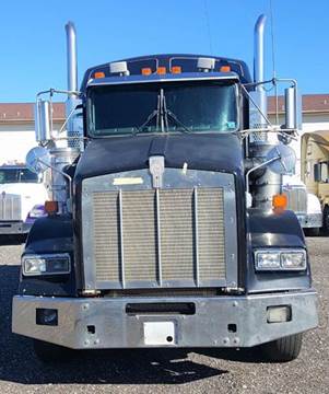 2005 Kenworth T800 for sale at JAG TRUCK SALES in Houston TX
