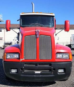 2005 Kenworth T600 for sale at JAG TRUCK SALES in Houston TX