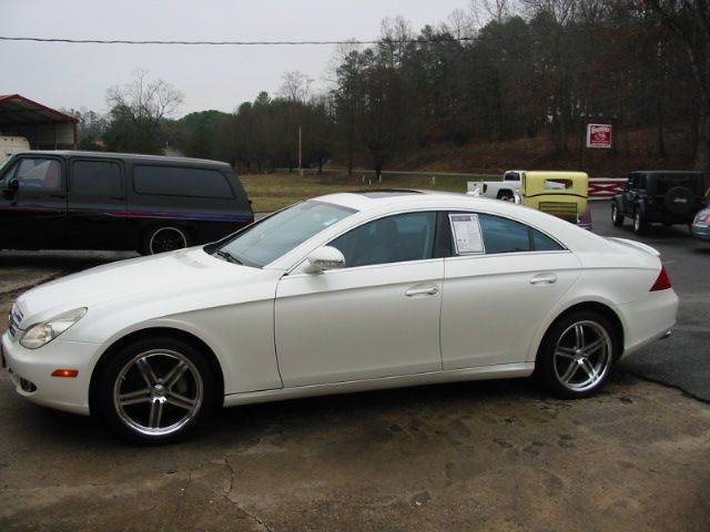 2008 Mercedes-Benz CLS for sale at Southern Used Cars in Dobson NC