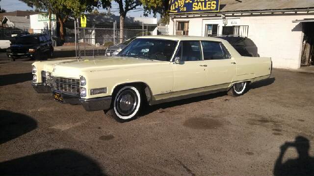 1966 Cadillac Fleetwood for sale at Larry's Auto Sales Inc. in Fresno CA