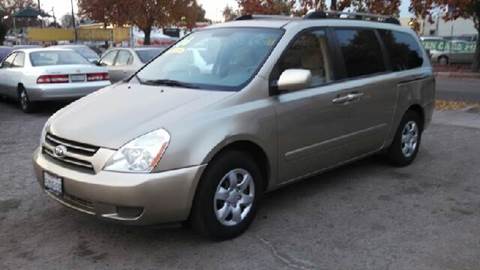 2006 Kia Sedona for sale at Larry's Auto Sales Inc. in Fresno CA