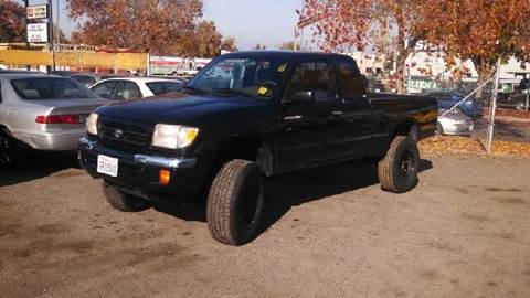 1998 Toyota Tacoma for sale at Larry's Auto Sales Inc. in Fresno CA
