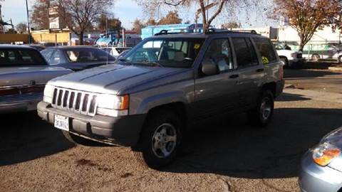 1998 Jeep Grand Cherokee for sale at Larry's Auto Sales Inc. in Fresno CA