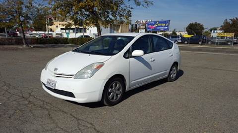 2004 Toyota Prius for sale at Larry's Auto Sales Inc. in Fresno CA