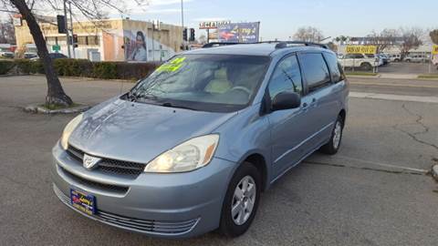 2004 Toyota Sienna for sale at Larry's Auto Sales Inc. in Fresno CA