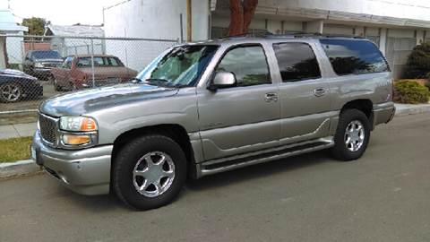 2002 GMC Yukon XL for sale at Larry's Auto Sales Inc. in Fresno CA