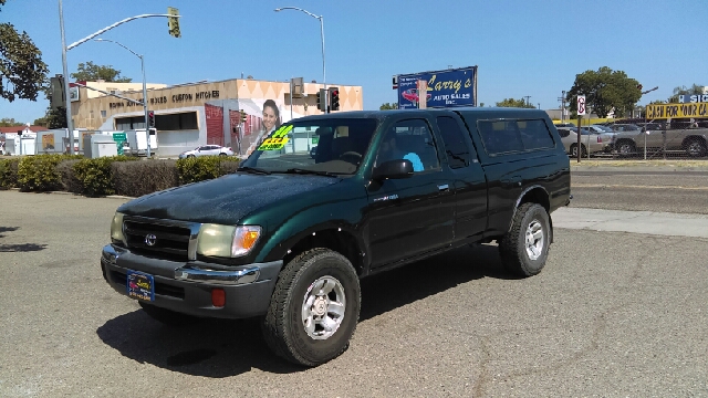 2000 Toyota Tacoma for sale at Larry's Auto Sales Inc. in Fresno CA