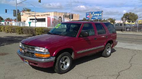 2000 Chevrolet Blazer for sale at Larry's Auto Sales Inc. in Fresno CA