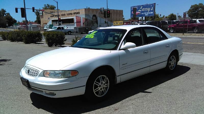 2001 Buick Regal for sale at Larry's Auto Sales Inc. in Fresno CA