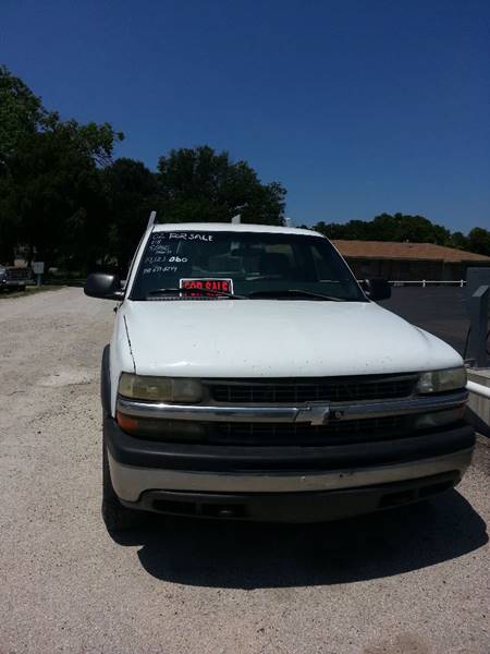 2002 Chevrolet Silverado 2500 for sale at A ASSOCIATED VEHICLE SALES in Weatherford TX