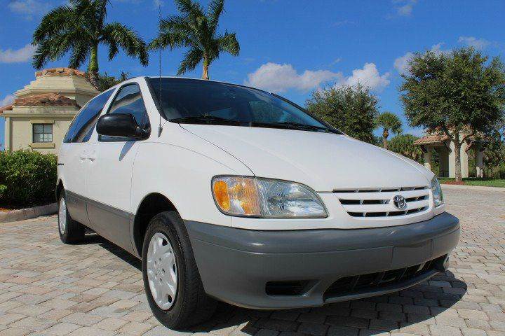 2002 Toyota Sienna for sale at LIBERTY MOTORCARS INC in Royal Palm Beach FL