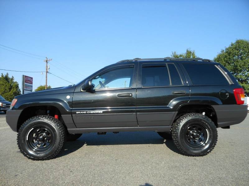 2004 Jeep Grand Cherokee for sale at Platinum Auto World in Fredericksburg VA