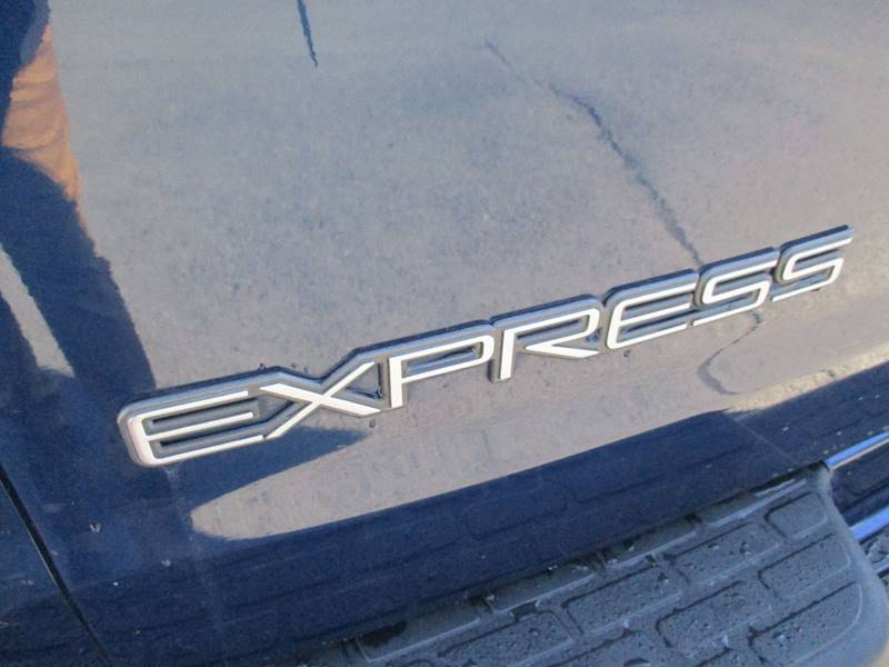 2002 Chevrolet Express Passenger 1500 LT (image 5)