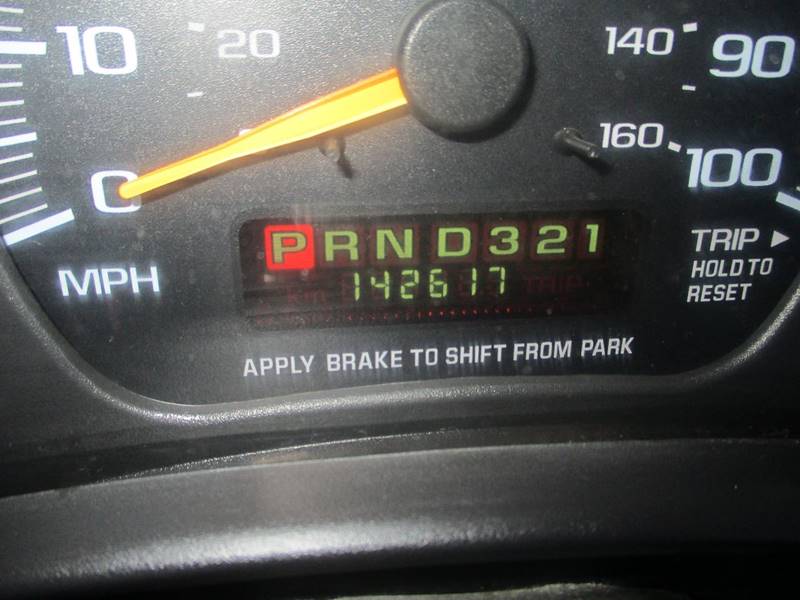 2002 Chevrolet Express Passenger 1500 LT (image 14)