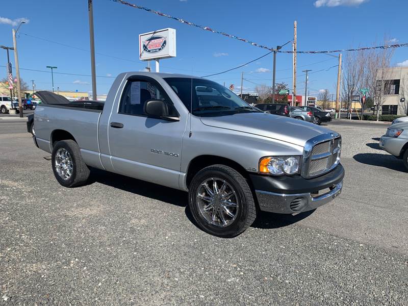 2005 Dodge Ram Pickup 1500 ST (image 2)