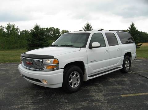 2004 GMC Yukon XL for sale at The Car & Truck Store in Union Grove WI