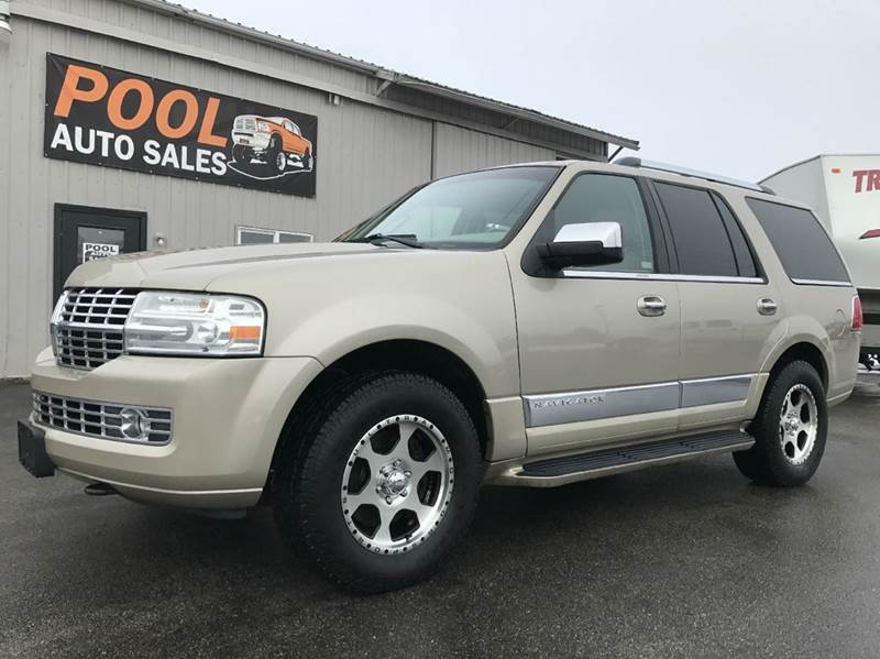 2008 Lincoln Navigator for sale at Pool Auto Sales in Hayden ID