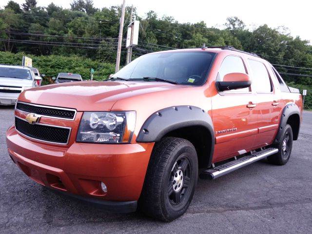 2007 Chevrolet Avalanche for sale at Simply Motors LLC in Binghamton NY