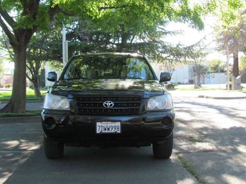 2002 Toyota Highlander for sale at Mr. Clean's Auto Sales in Sacramento CA