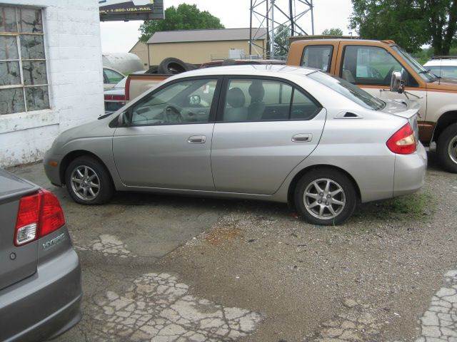 2002 Toyota Prius for sale at BEST CAR MARKET INC in Mc Lean IL