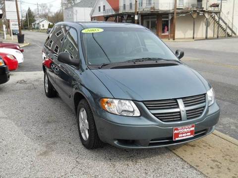 2005 Dodge Caravan for sale at NEW RICHMOND AUTO SALES in New Richmond OH