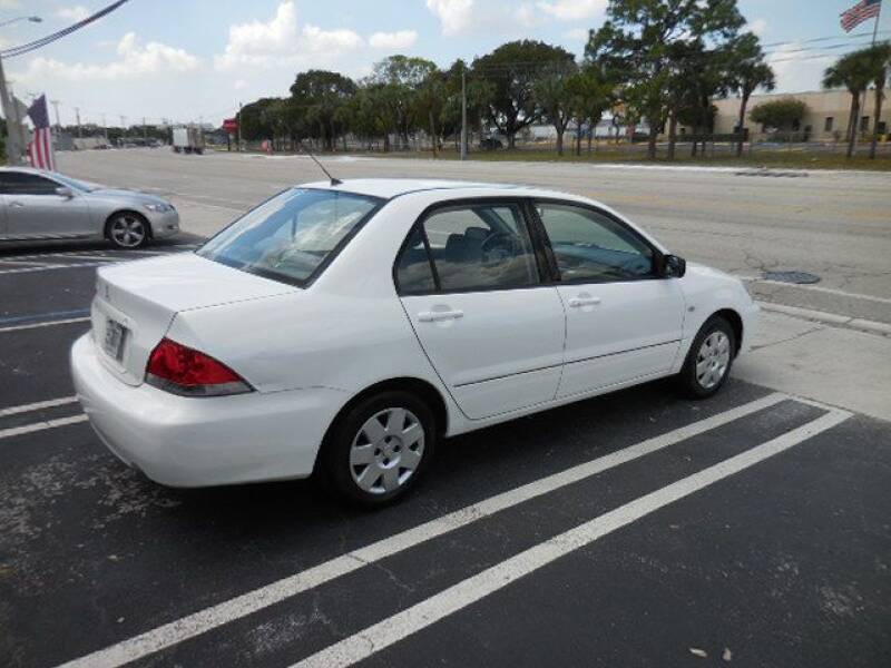 2004 Mitsubishi Lancer ES (image 4)