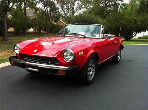 1982 FIAT 124 Spider for sale at Bogie's Motors in Saint Louis MO